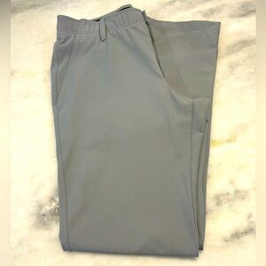 Under Armour Match Play  Gray Lightweight Golf Pants Size 32x32